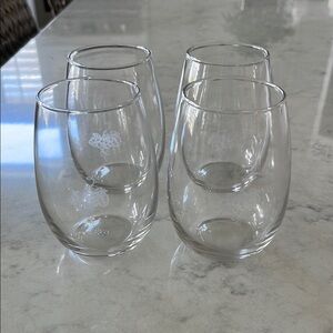 Elegant Clear Stemless Wine Glass Set of 4 - NWT